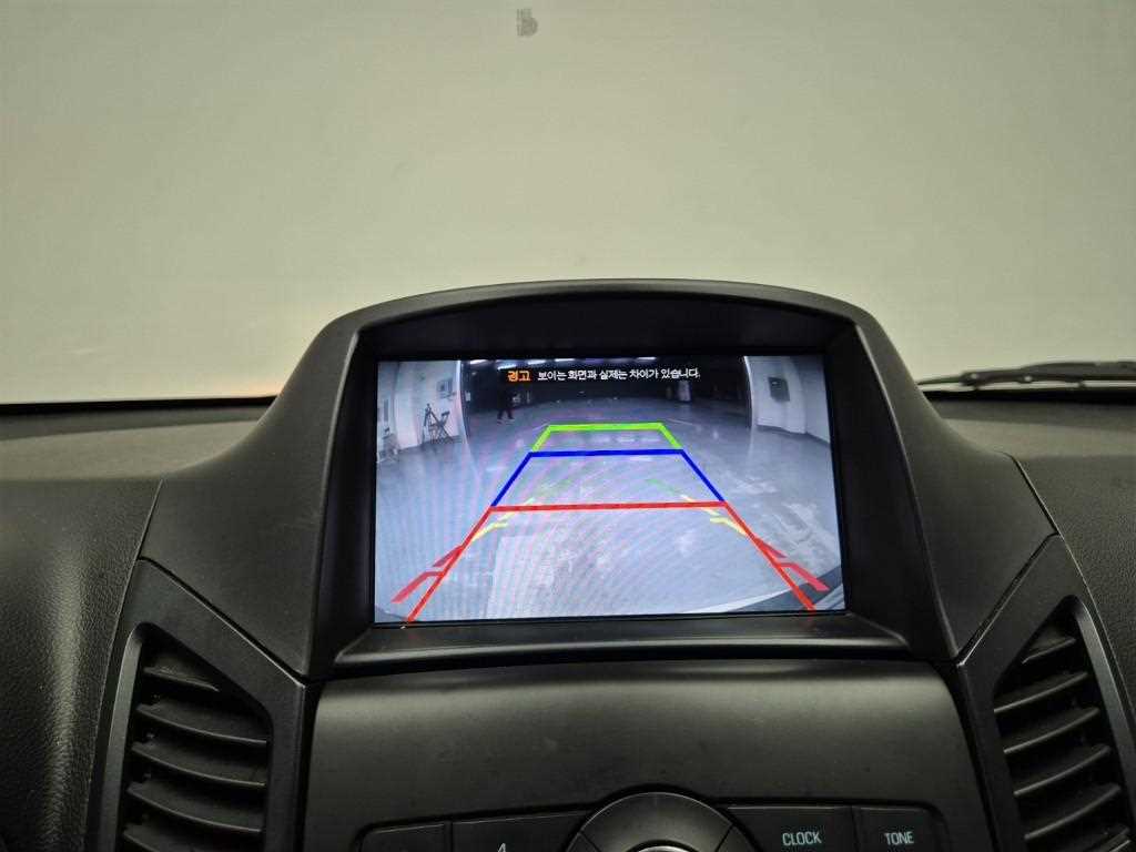 Chevrolet Orlando 2016 Plateado - Importación desde Corea - HF Imports Iquique - Foto 14