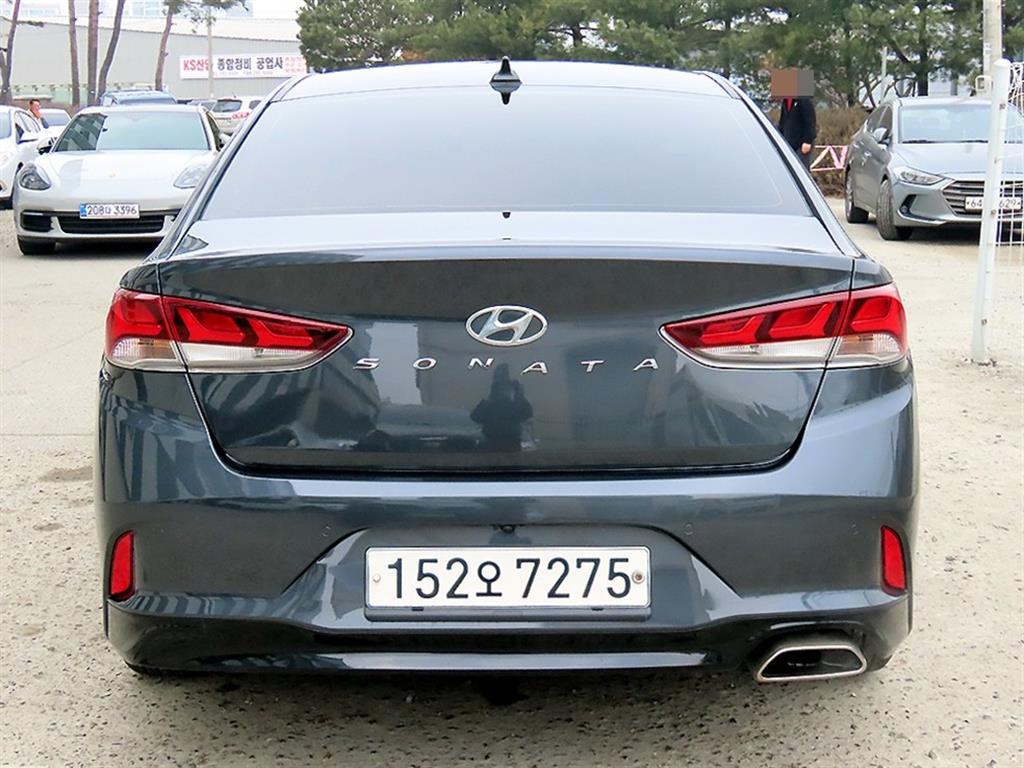HYUNDAI Sonata - Vista 4