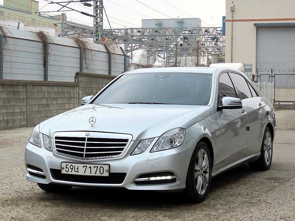 Mercedes Benz E class - Vista 2