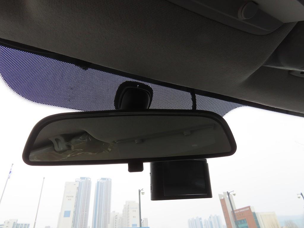 HYUNDAI Starex 2019 Amarillo - Importación desde Corea - HF Imports Iquique - Foto 16