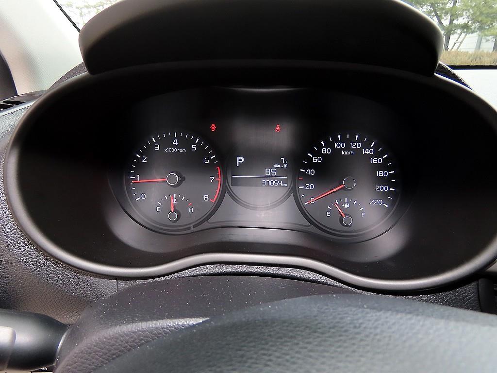 KIA Morning - Vista 9