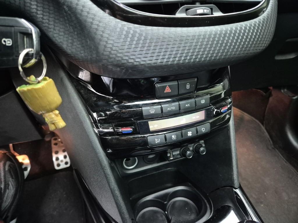 Peugeot 2008 2018 Negro - Importación desde Corea - HF Imports Iquique - Foto 14