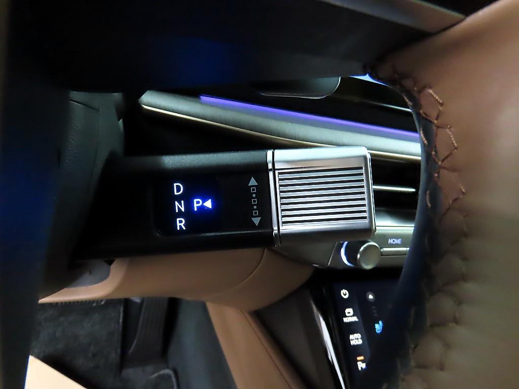 HYUNDAI Grandeur - Vista 10