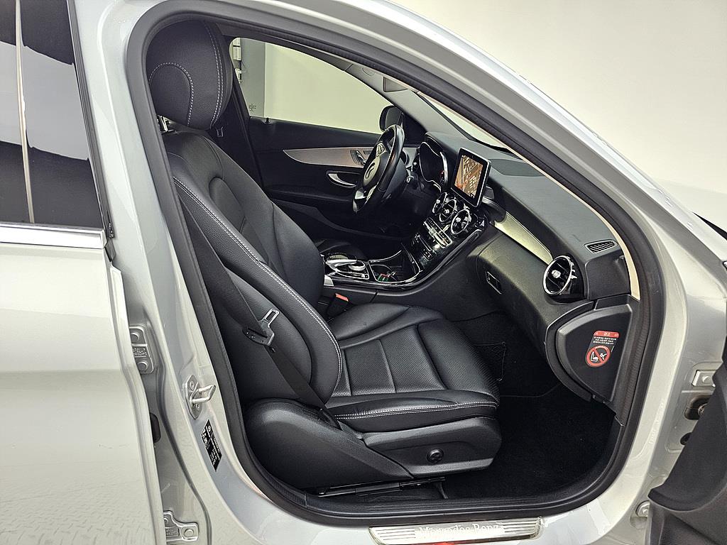 Mercedes Benz C Class - Vista 10