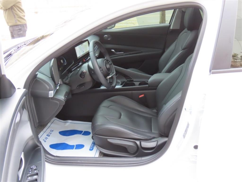 HYUNDAI Avante 2025 Blanco - Importación desde Corea - HF Imports Iquique - Foto 13