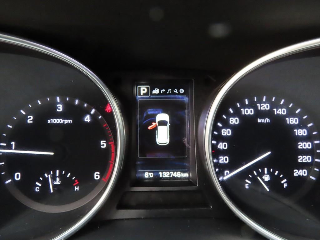 HYUNDAI Maxcruz - Vista 9