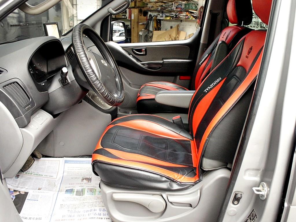 HYUNDAI Starex - Vista 8