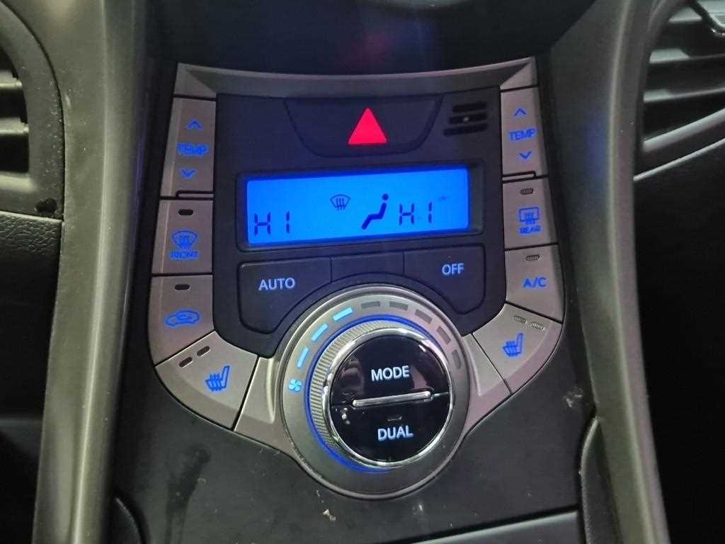 HYUNDAI Avante 2014 Gris - Importación desde Corea - HF Imports Iquique - Foto 17