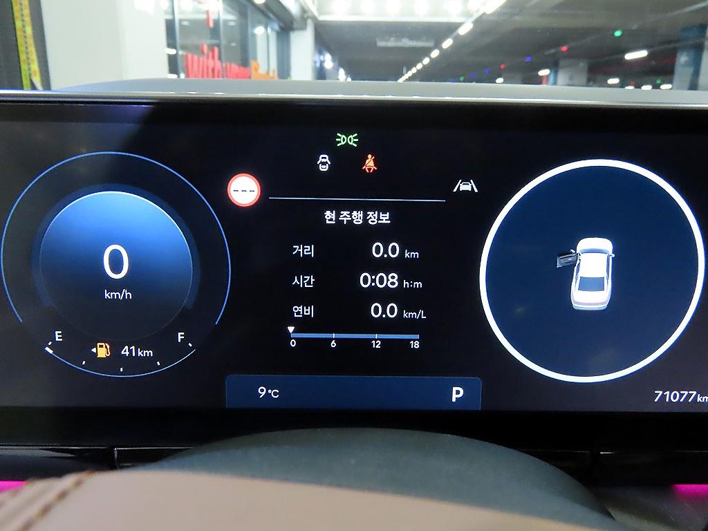 HYUNDAI Grandeur - Vista 9