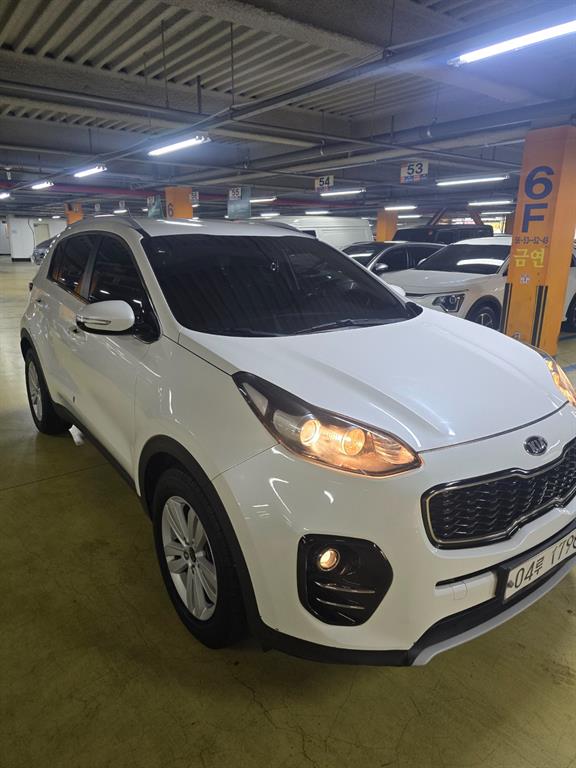 KIA Sportage - Vista 5