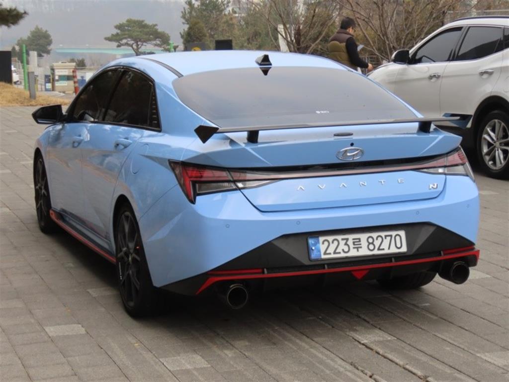 HYUNDAI Avante - Vista 7