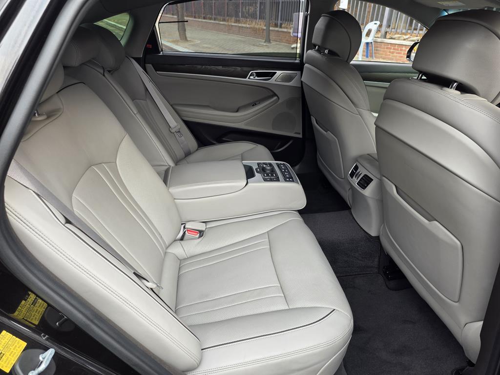 Genesis G80 2018 Negro - Importación desde Corea - HF Imports Iquique - Foto 13