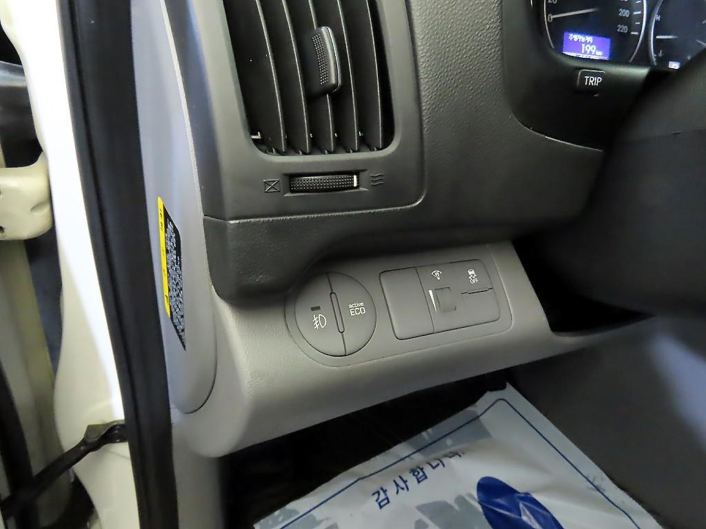 HYUNDAI Starex 2018 Blanco - Importación desde Corea - HF Imports Iquique - Foto 17