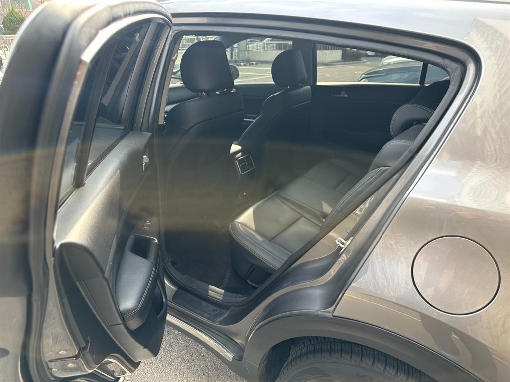 KIA Sportage - Vista 12