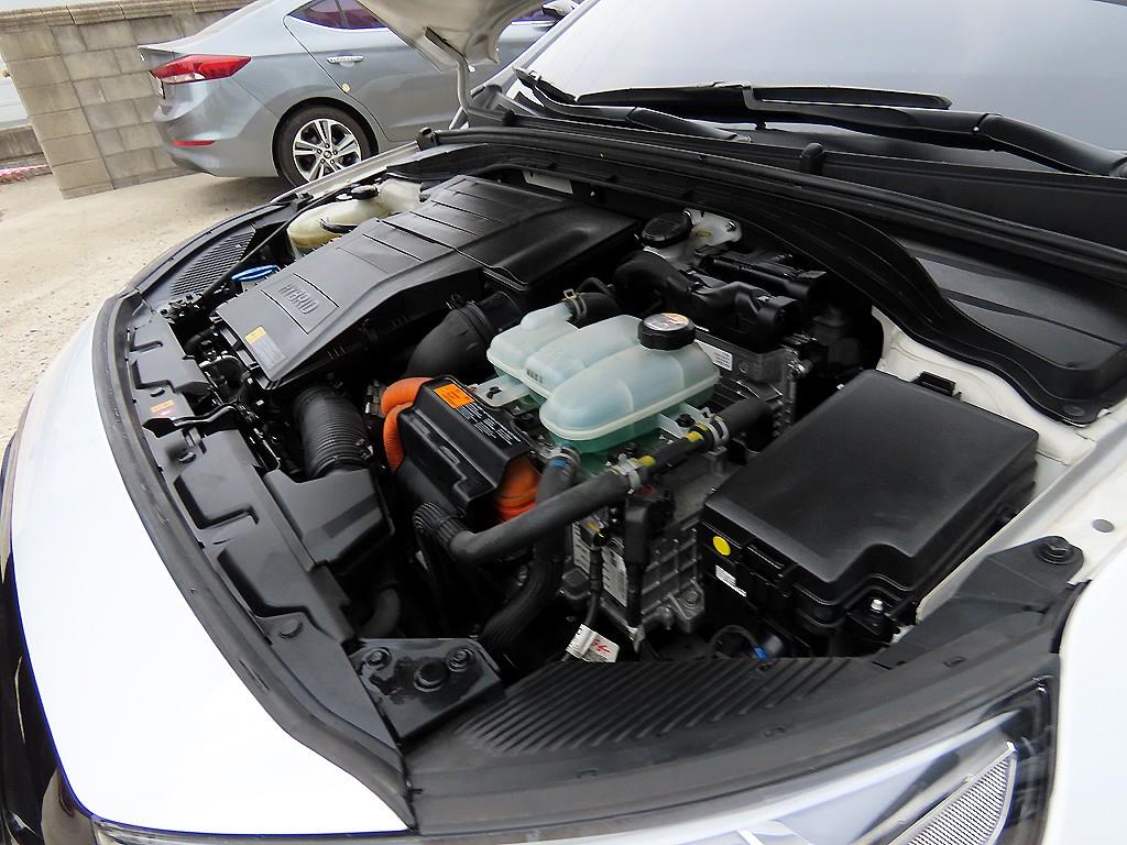 HYUNDAI Ioniq 2017 Blanco - Importación desde Corea - HF Imports Iquique - Foto 17