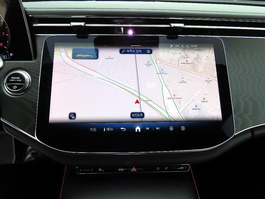 Mercedes Benz E class - Vista 12