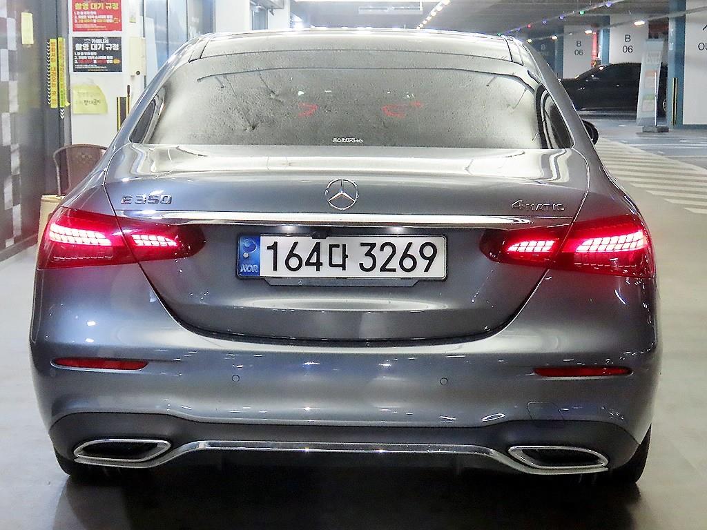 Mercedes Benz E class - Vista 5