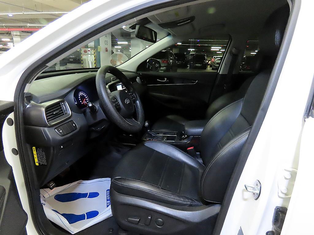 KIA Sorento - Vista 6