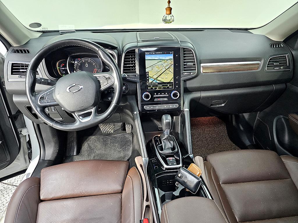 SAMSUNG QM6 - Vista 5