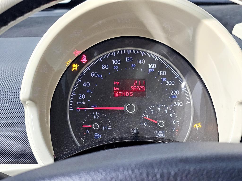 Volkswagen Beetle - Vista 7