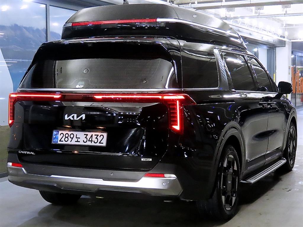 KIA Carnival - Vista 4
