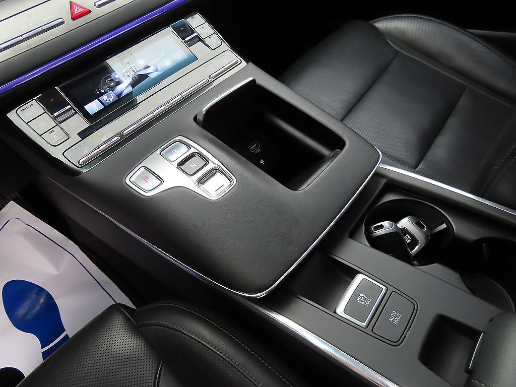 HYUNDAI Grandeur - Vista 11