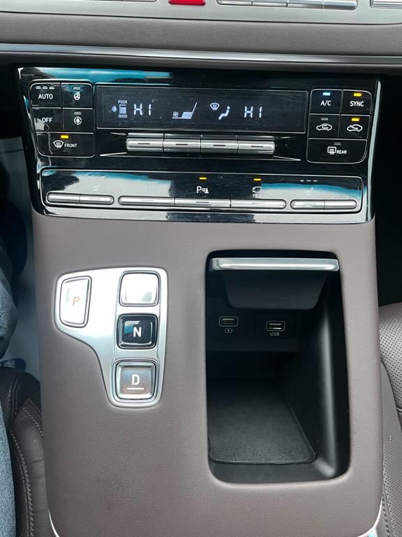 HYUNDAI Grandeur - Vista 11