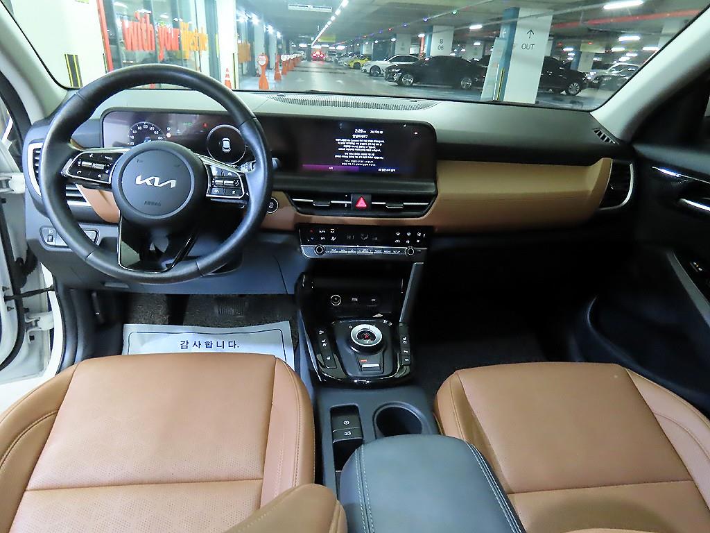 KIA Seltos - Vista 10