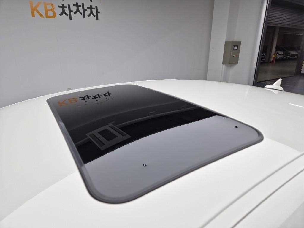 Maserati Ghibli 2022 Blanco - Importación desde Corea - HF Imports Iquique - Foto 13