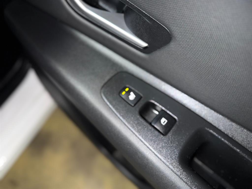 HYUNDAI Avante - Vista 7