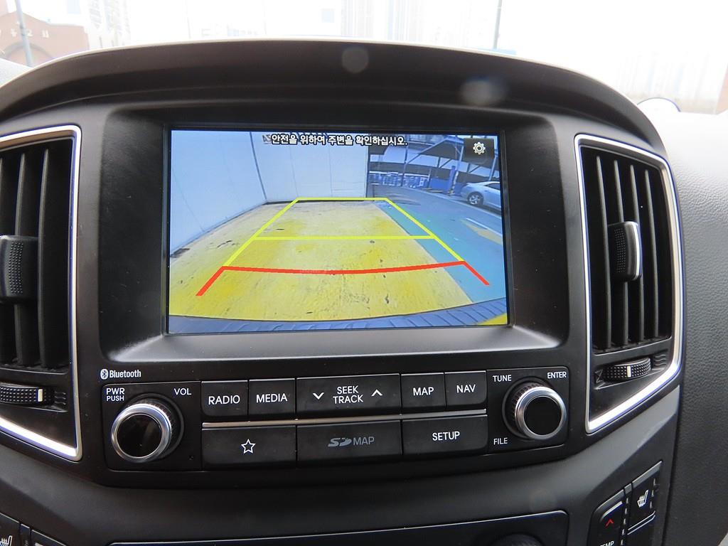 HYUNDAI Starex 2019 Amarillo - Importación desde Corea - HF Imports Iquique - Foto 13