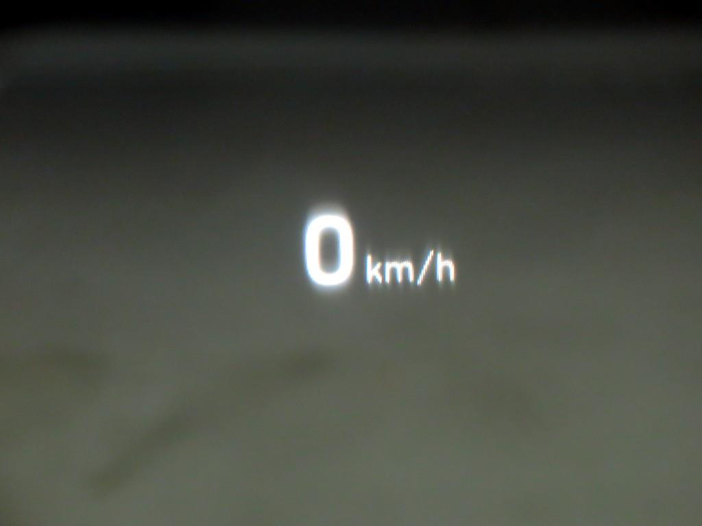 Genesis EQ900 - Vista 12