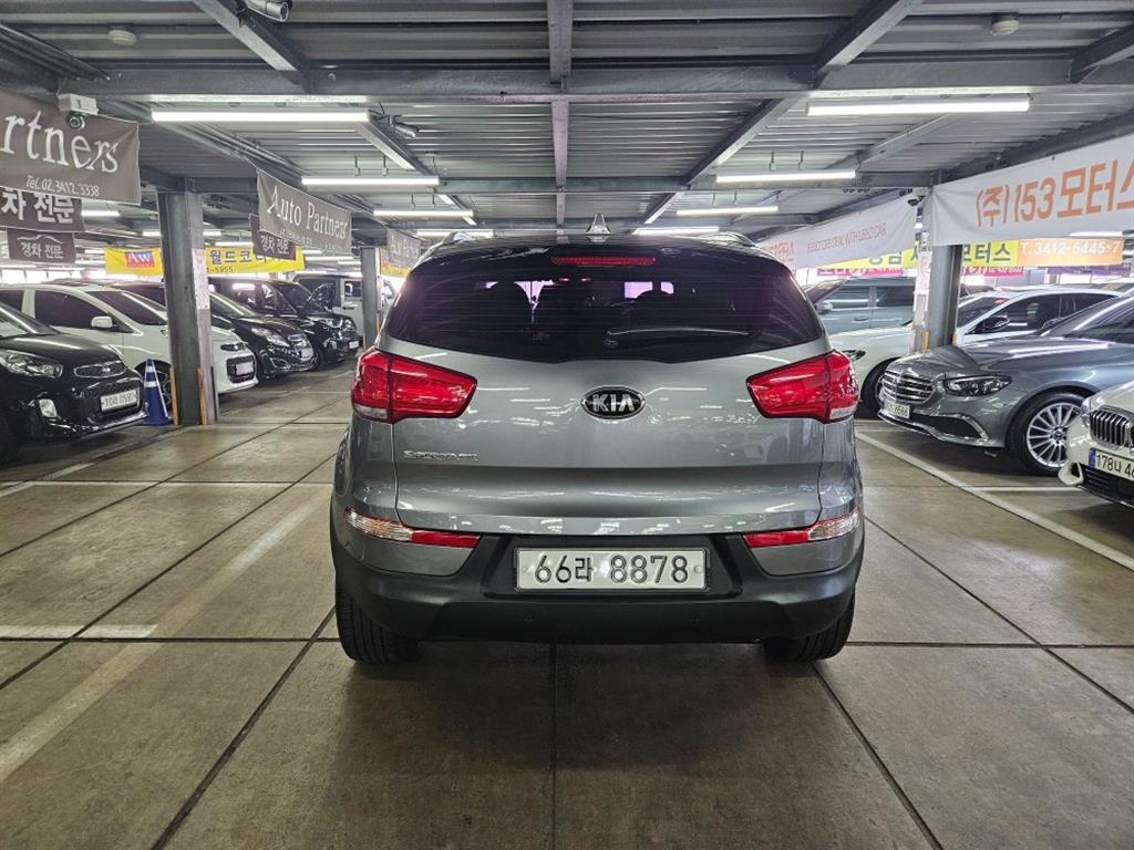 KIA Sportage - Vista 5