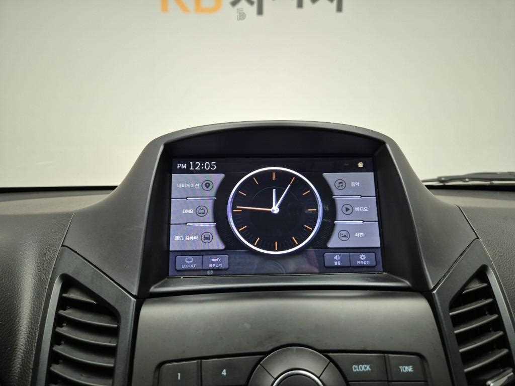 Chevrolet Orlando 2016 Plateado - Importación desde Corea - HF Imports Iquique - Foto 13