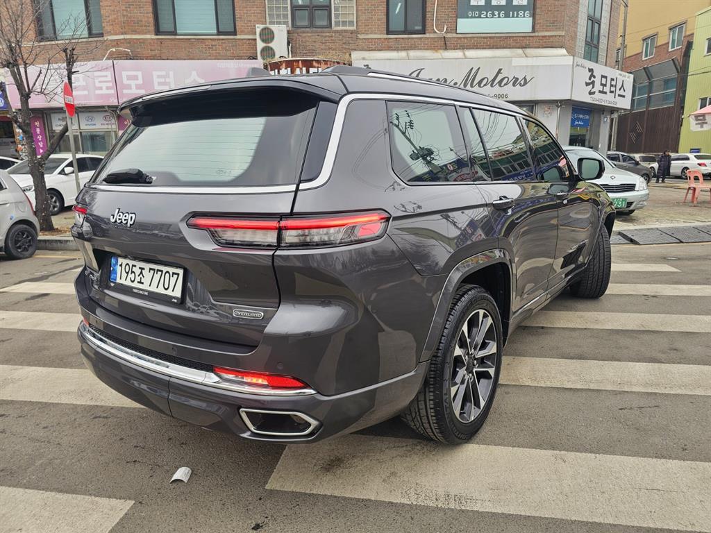 Jeep Cherokee - Vista 6