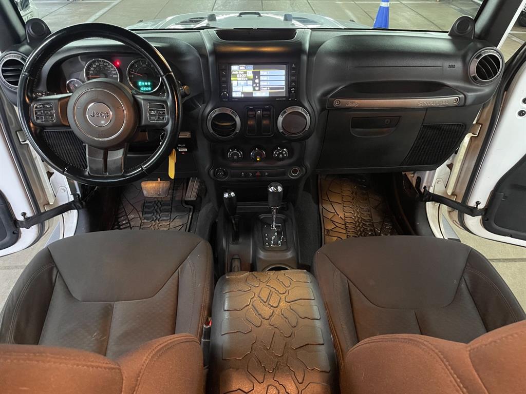 Jeep Wrangler - Vista 8