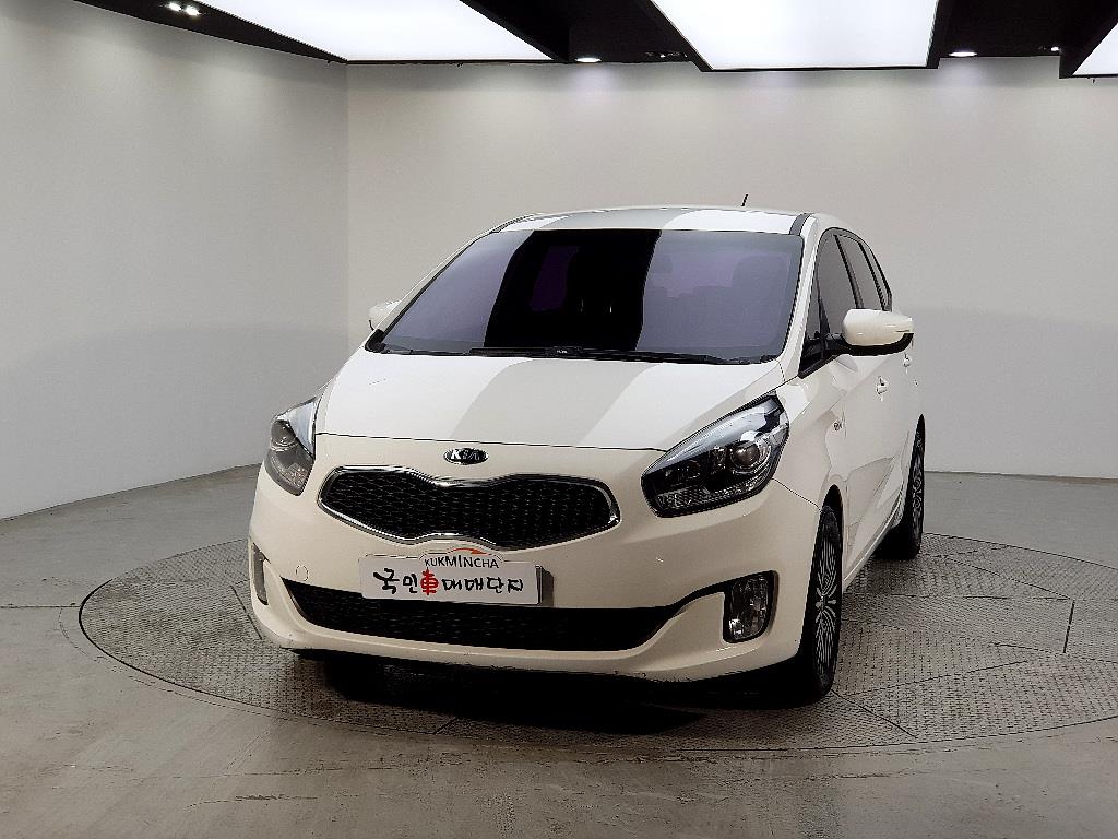 KIA Carens - Vista 2