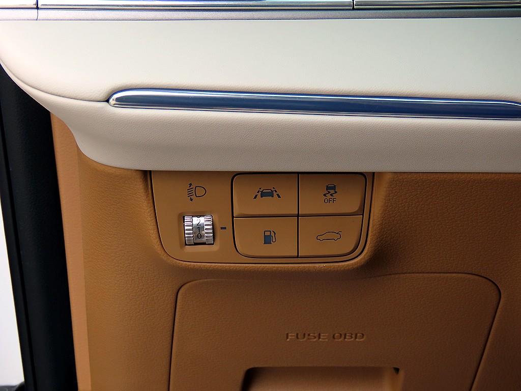 HYUNDAI Grandeur 2020 Blanco - Importación desde Corea - HF Imports Iquique - Foto 13