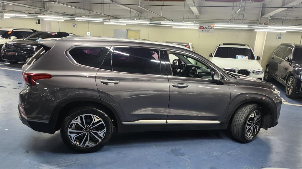 HYUNDAI Santa Fe - Vista 5