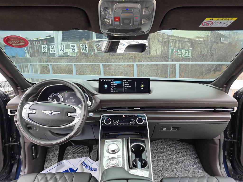 Genesis GV80 - Vista 7