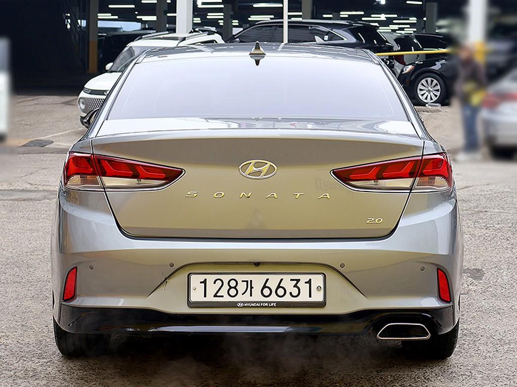 HYUNDAI Sonata - Vista 5