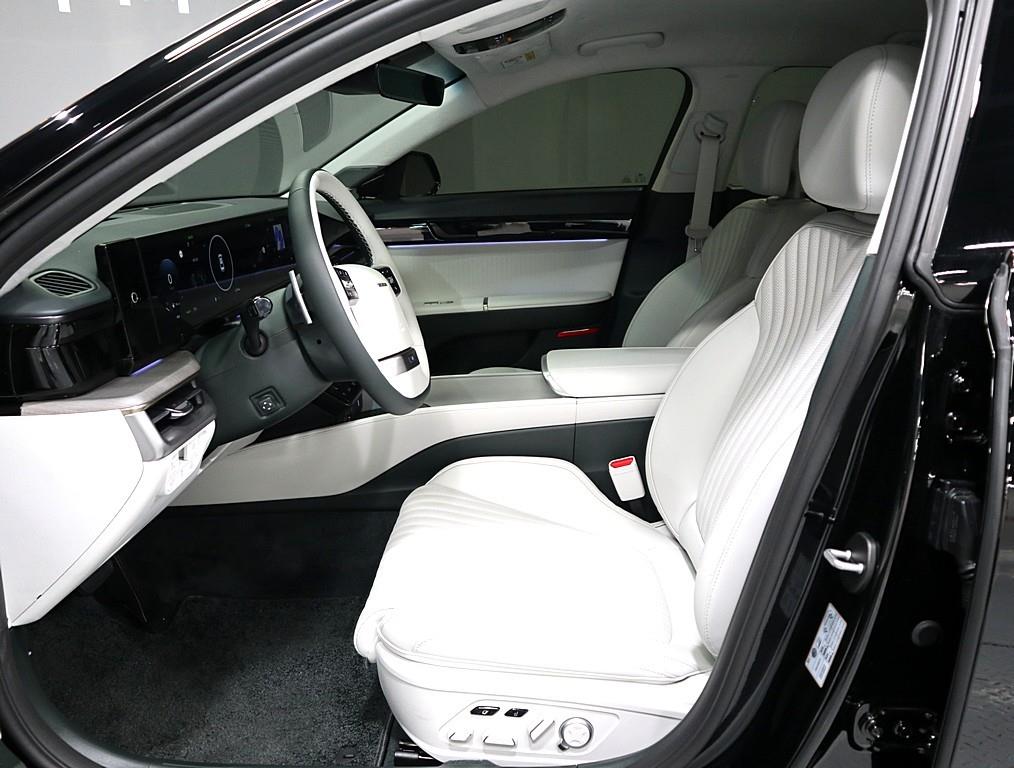 HYUNDAI Grandeur - Vista 9