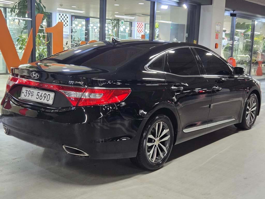 HYUNDAI Grandeur - Vista 4