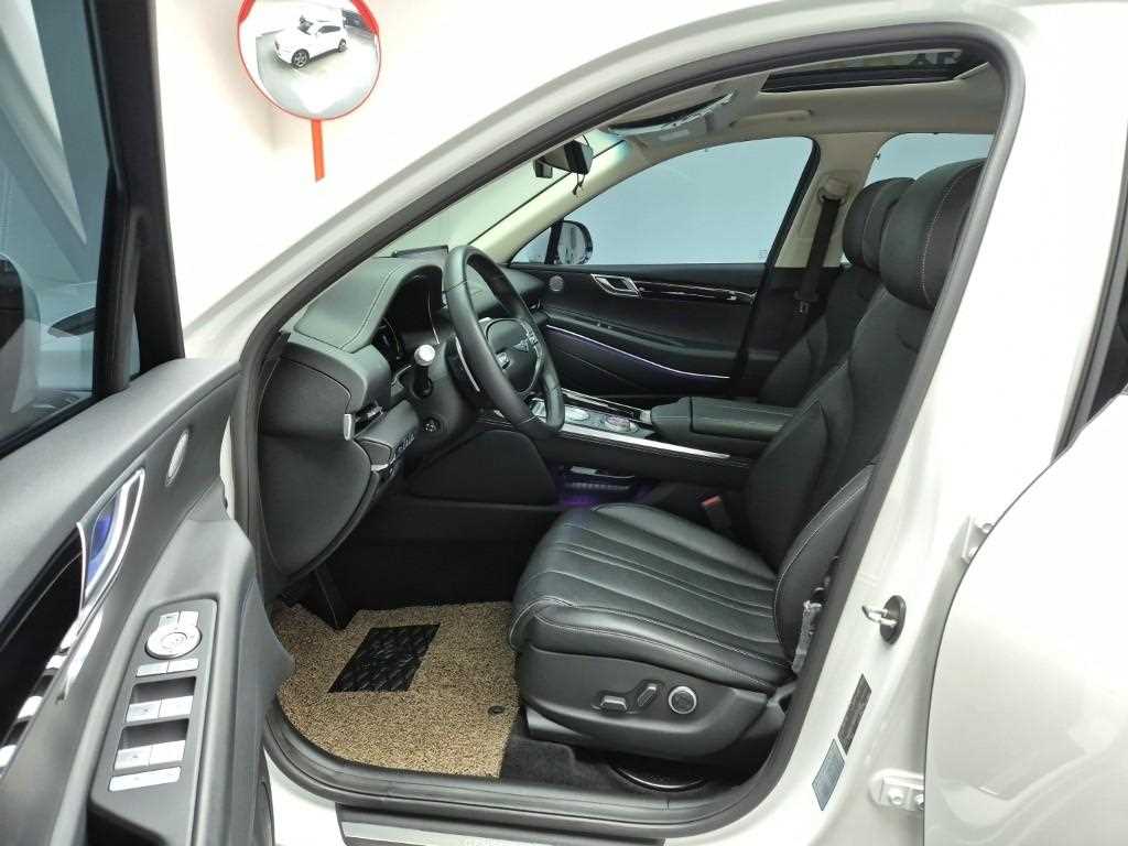 Genesis GV80 - Vista 11