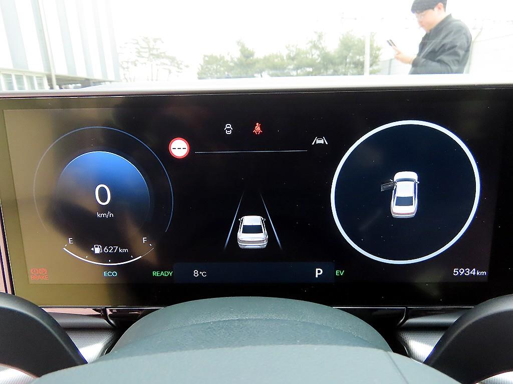 HYUNDAI Grandeur - Vista 9