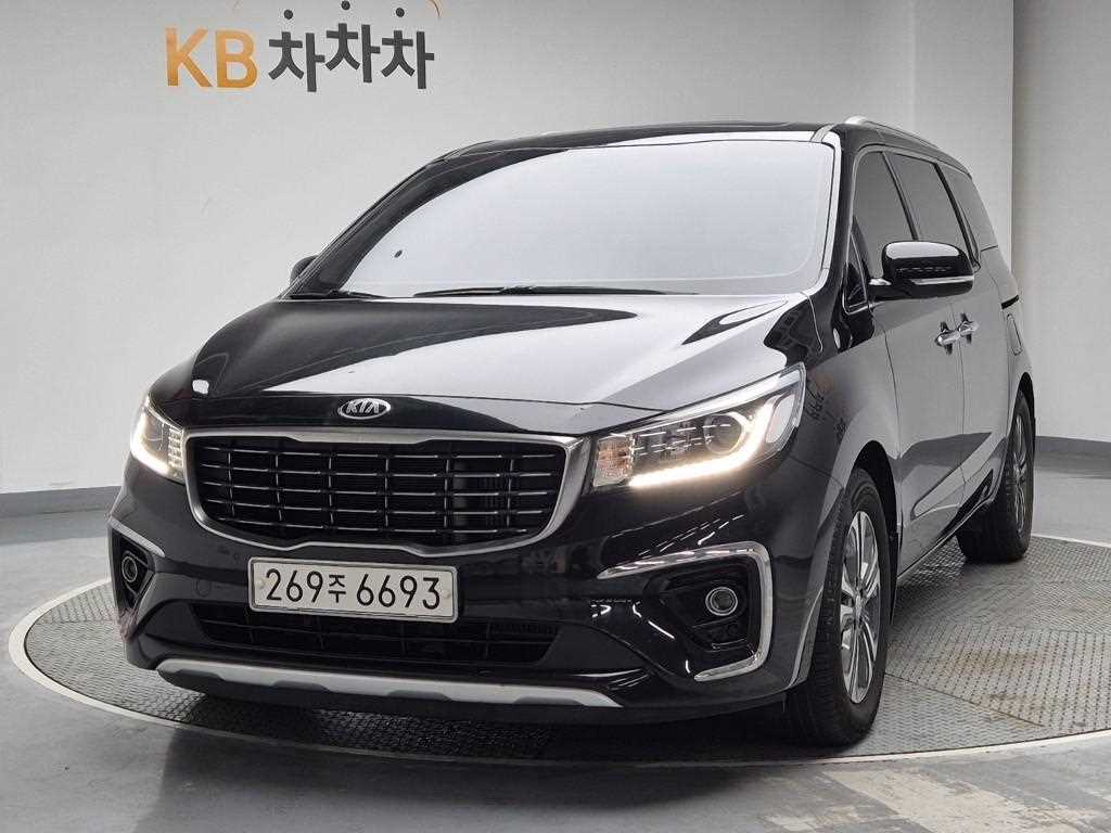KIA Carnival 2019 Negro - Importación desde Corea - HF Imports Iquique - Foto 1