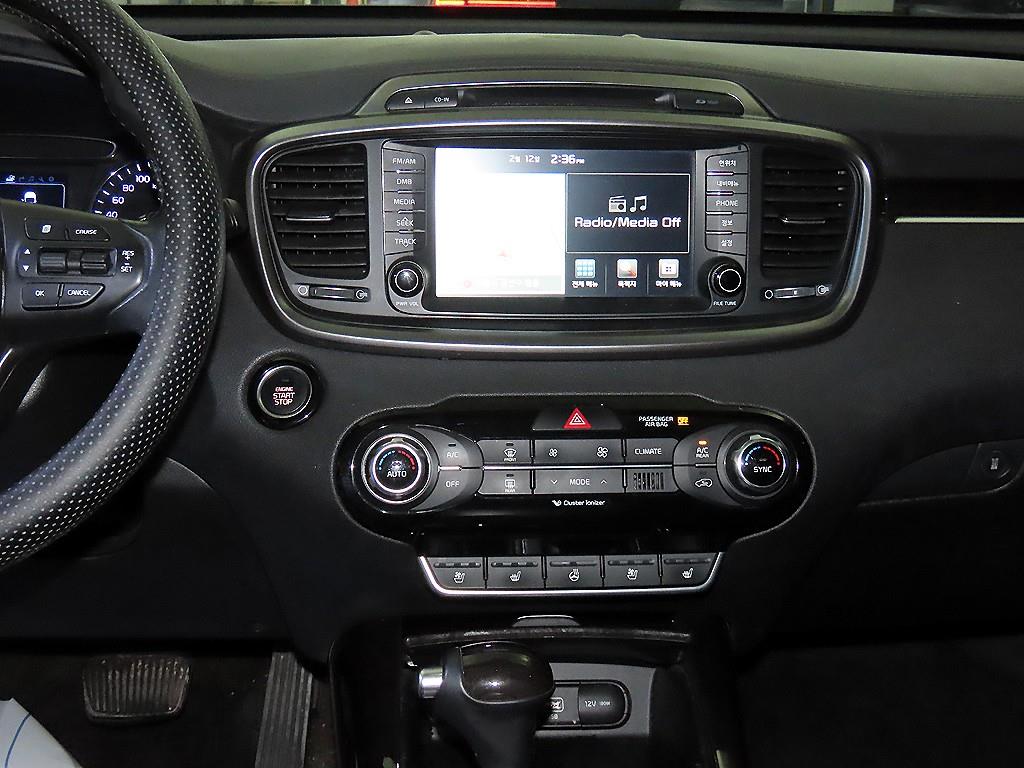 KIA Sorento - Vista 11