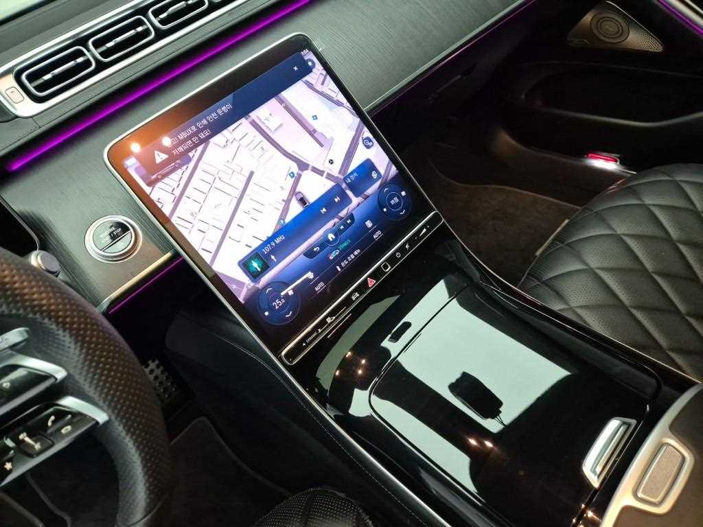 Mercedes Benz S Class - Vista 10