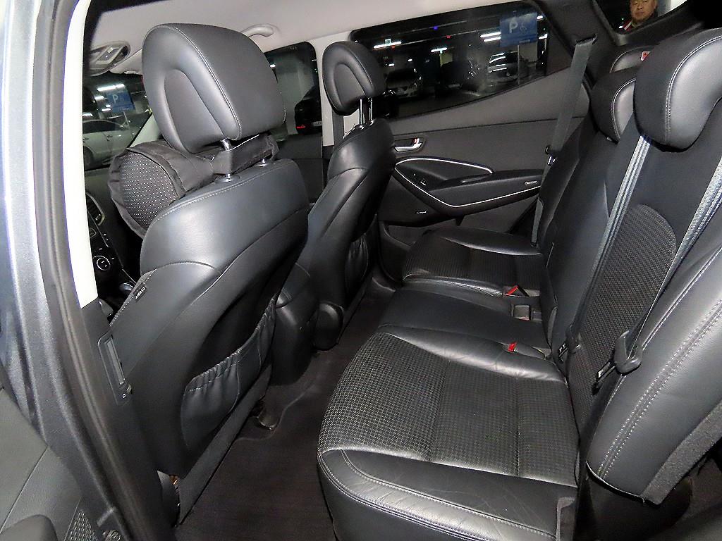 HYUNDAI Santa Fe - Vista 7