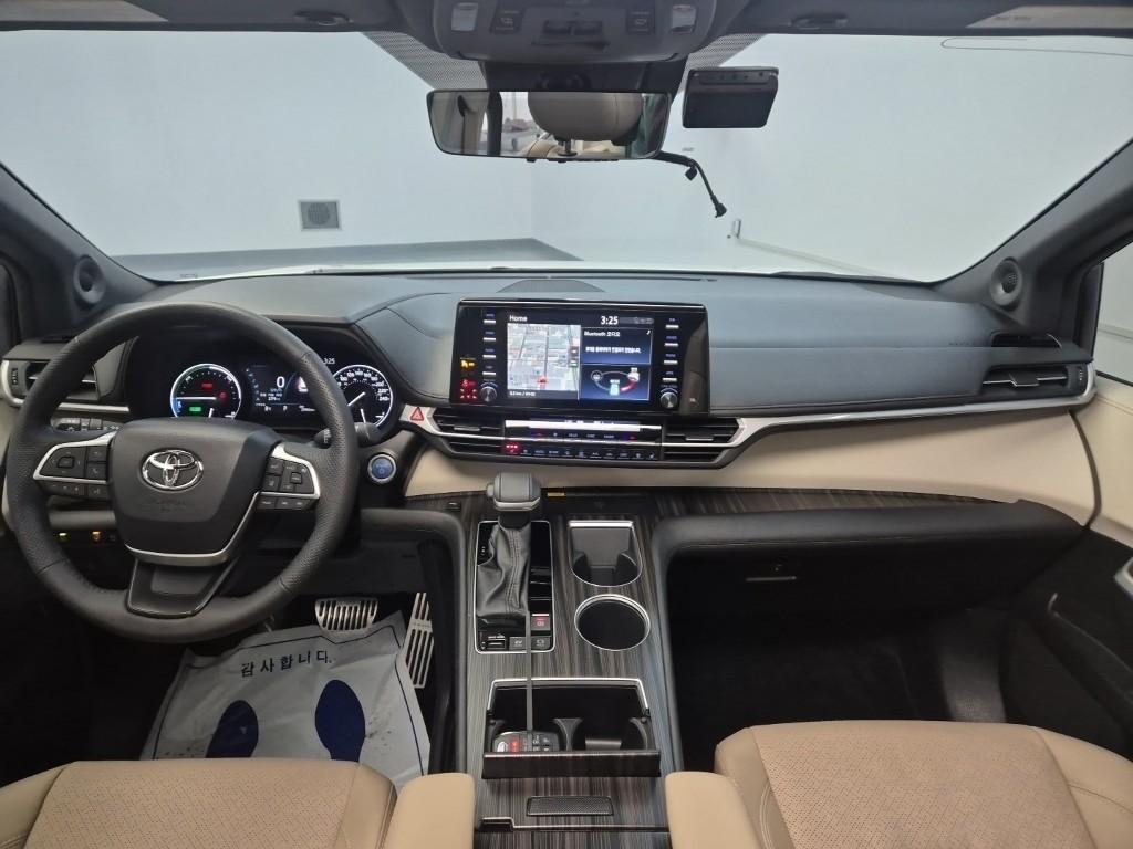 Toyota Siena - Vista 6